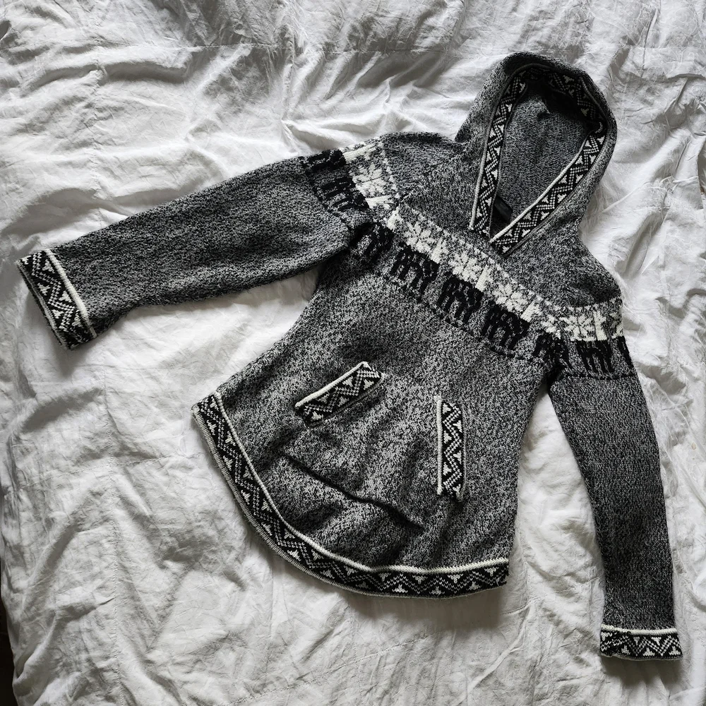 Black and White Hooded Knit Alpaca Wool Sweater with Geometric Alpaca Patterns - Picture 2 of 6